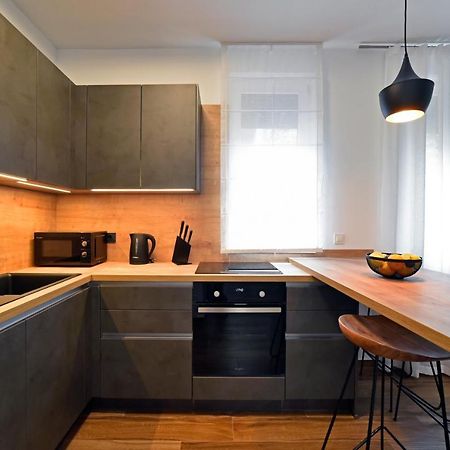 On Time Apartment Загреб Экстерьер фото