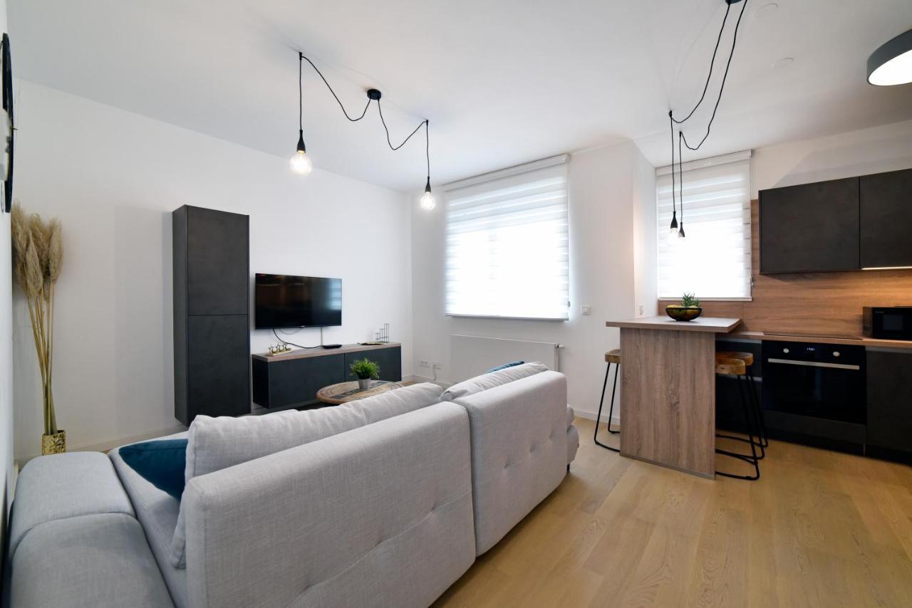 On Time Apartment Загреб Экстерьер фото