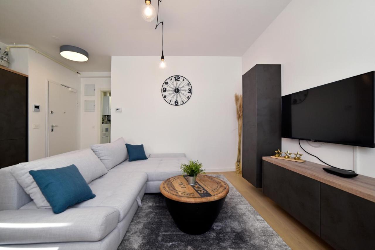 On Time Apartment Загреб Экстерьер фото