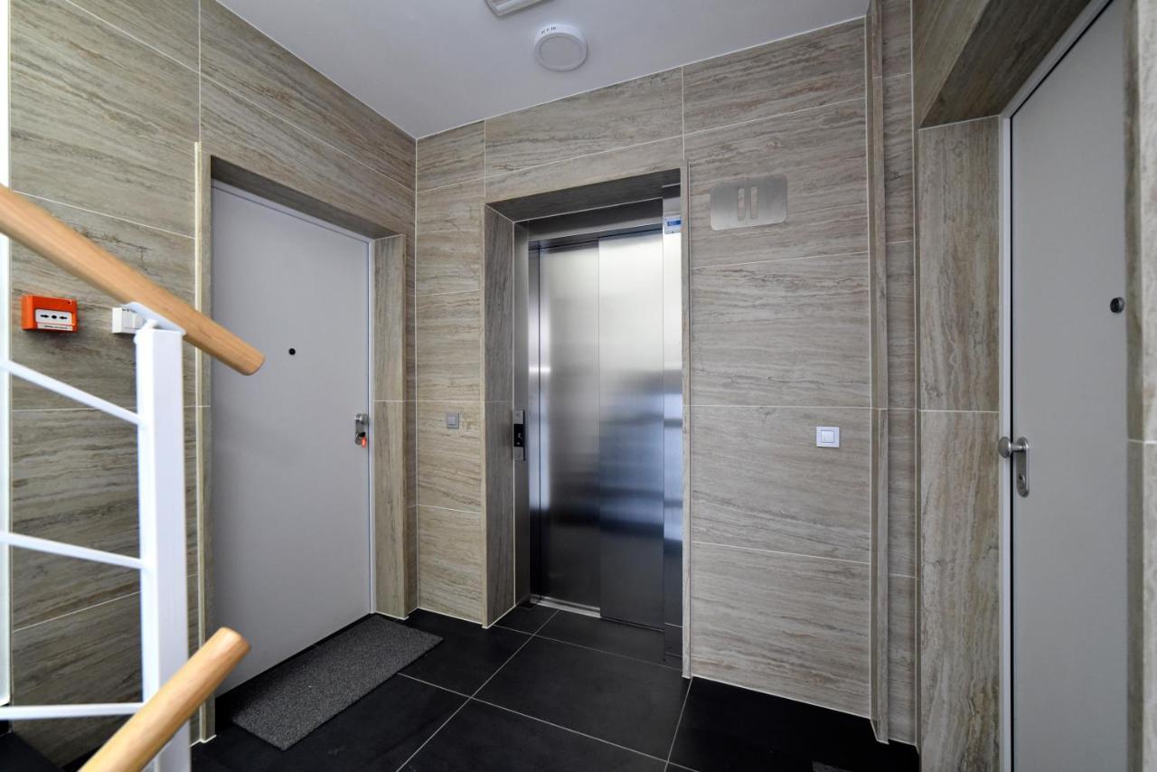 On Time Apartment Загреб Экстерьер фото