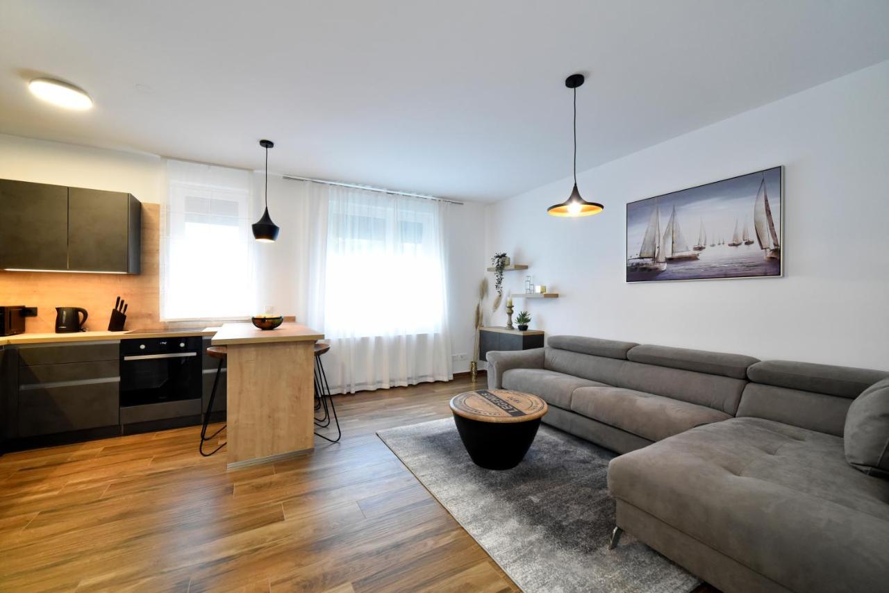 On Time Apartment Загреб Экстерьер фото